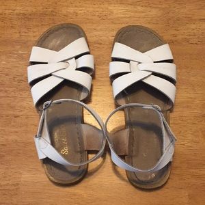 Woman's Saltwater Sandals